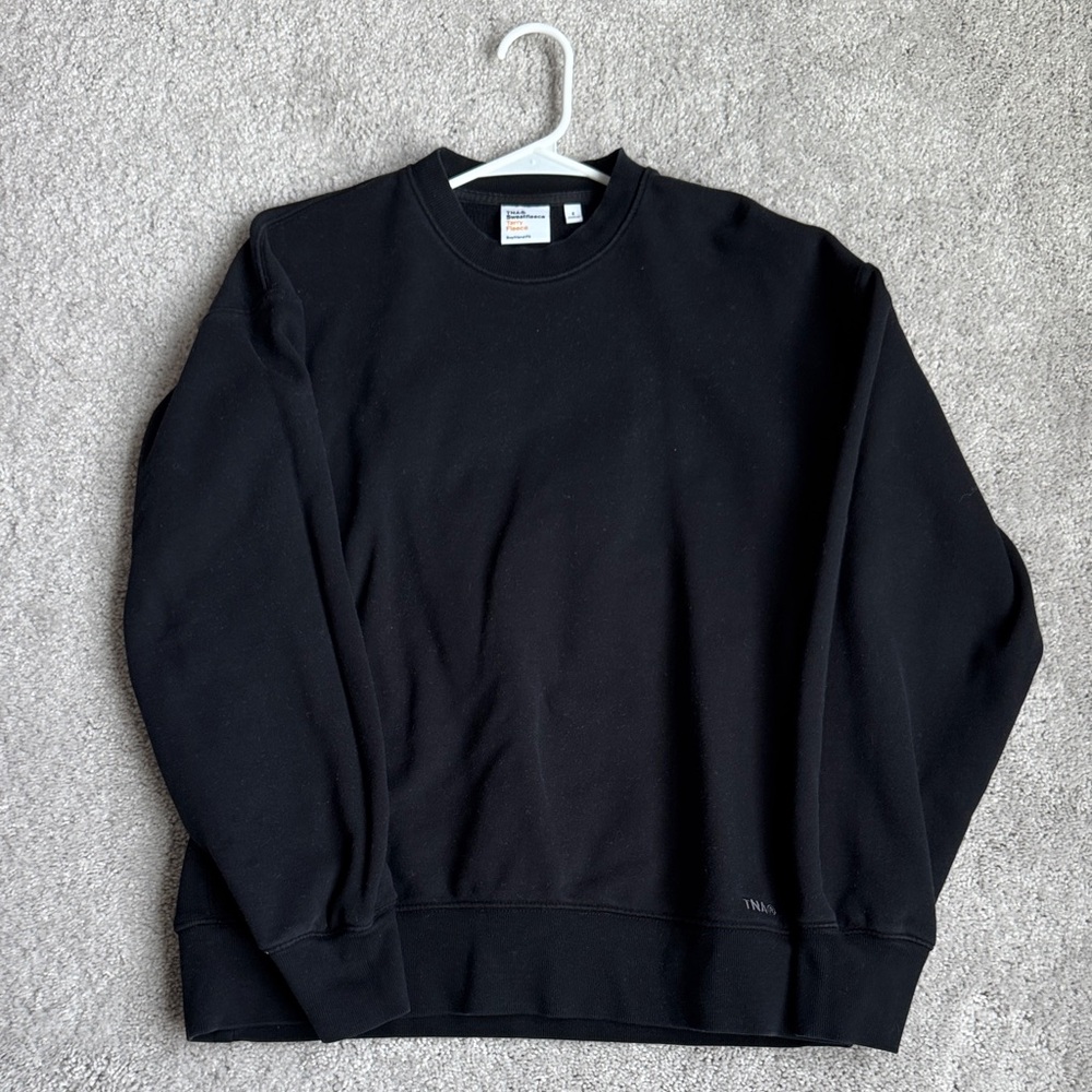 Aritzia Black Crew Neck Sweatshirt